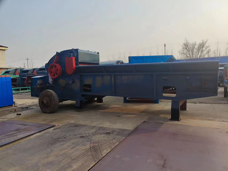 木材破碎機(jī)可破碎25公分直徑